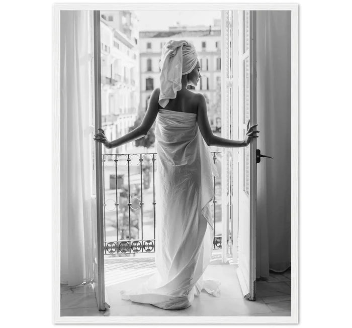 GOOD MORNING IN PARIS